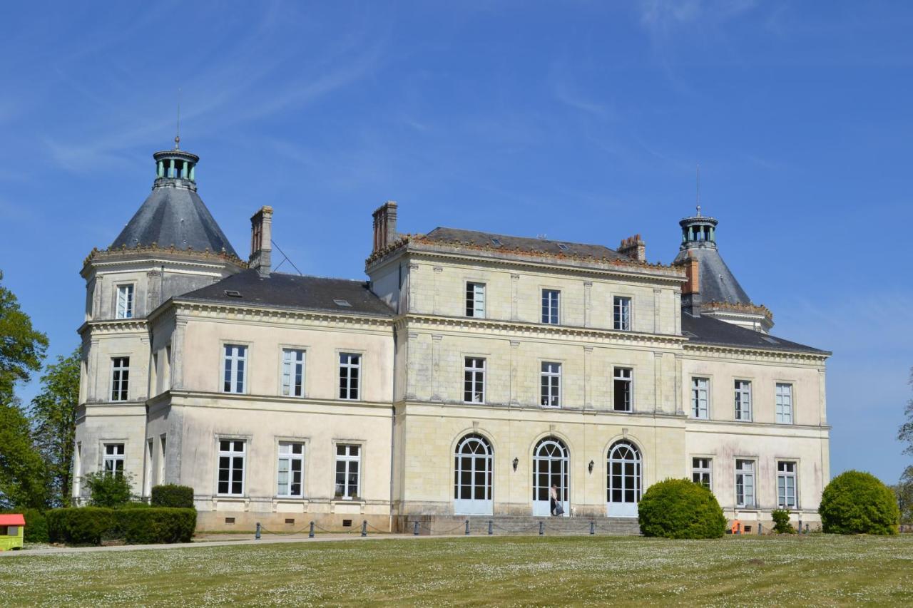 Апартаменти Appart'Chateau La Varenne Екстер'єр фото